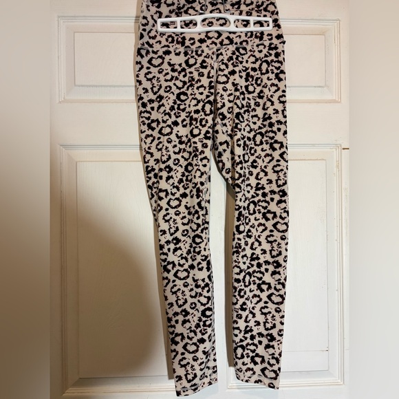 colorfulkoala Pants - Colorfulkoala size L leggings. Excellent condition.